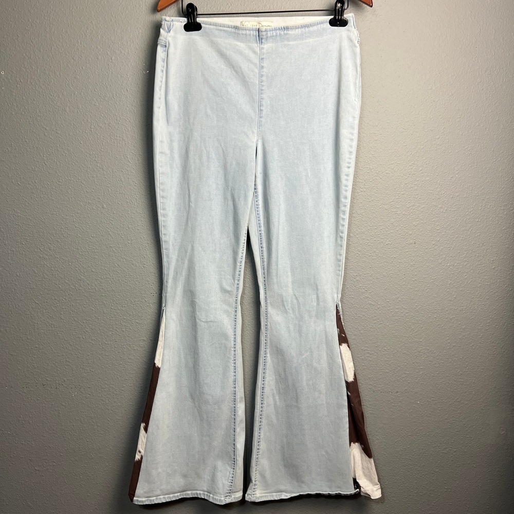 C Denim Classic‎ Est. 1946 Women's Light Wash Cow Print Flare Leggings Size 10
